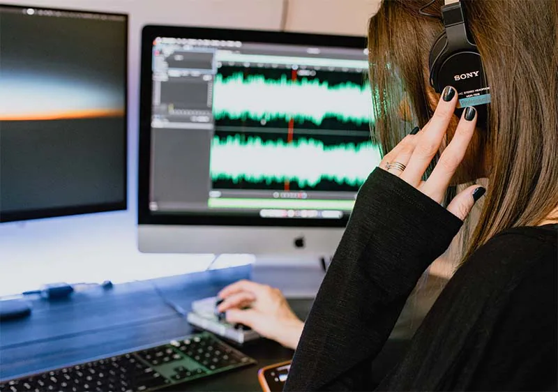 The Best Tools For Voice-Over Recording